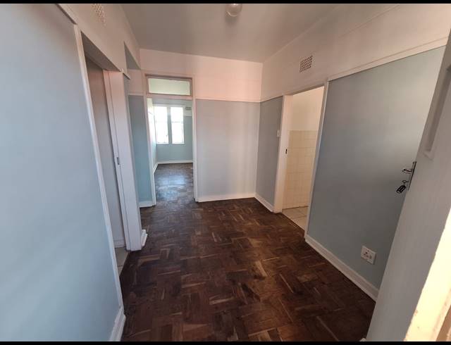 2 bed property to rent in LUIPAARDSVLEI